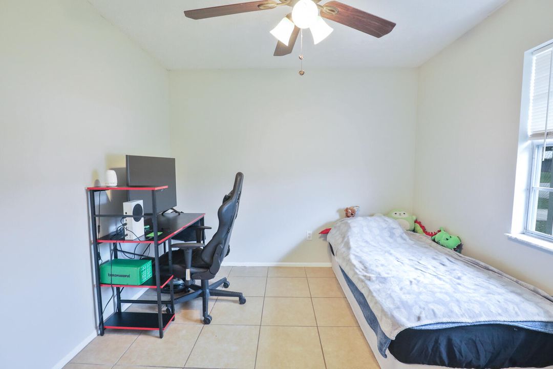 For Sale: $340,000 (3 beds, 2 baths, 1148 Square Feet)