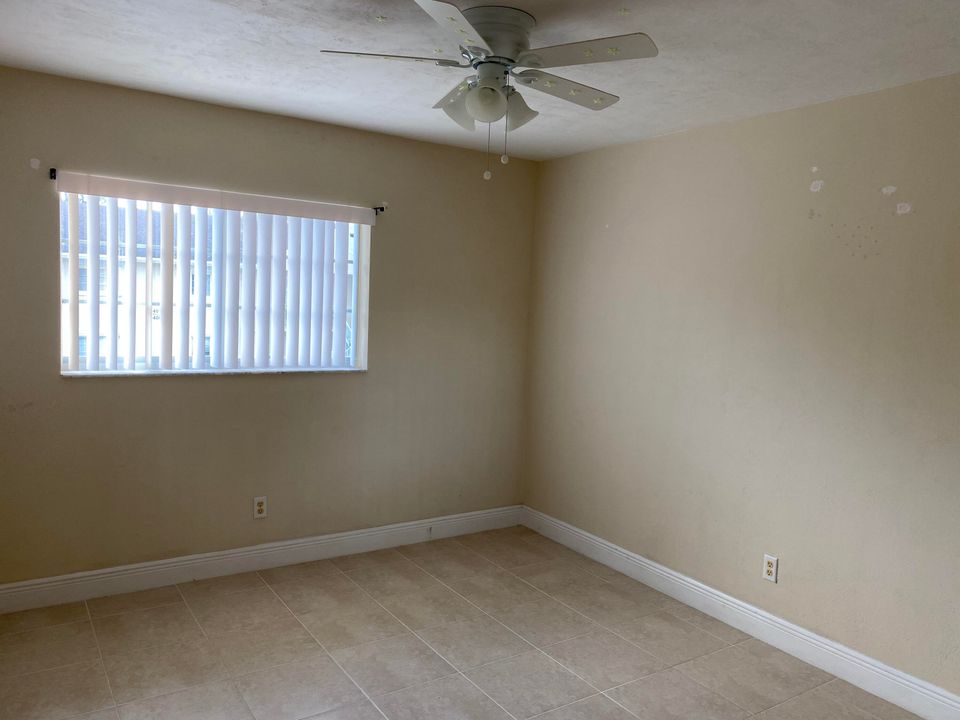 For Rent: $2,100 (2 beds, 2 baths, 1201 Square Feet)