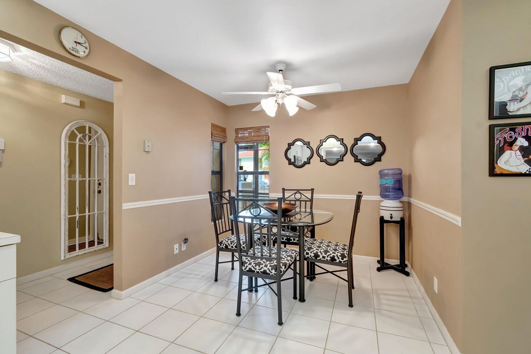 For Sale: $299,000 (2 beds, 2 baths, 1498 Square Feet)