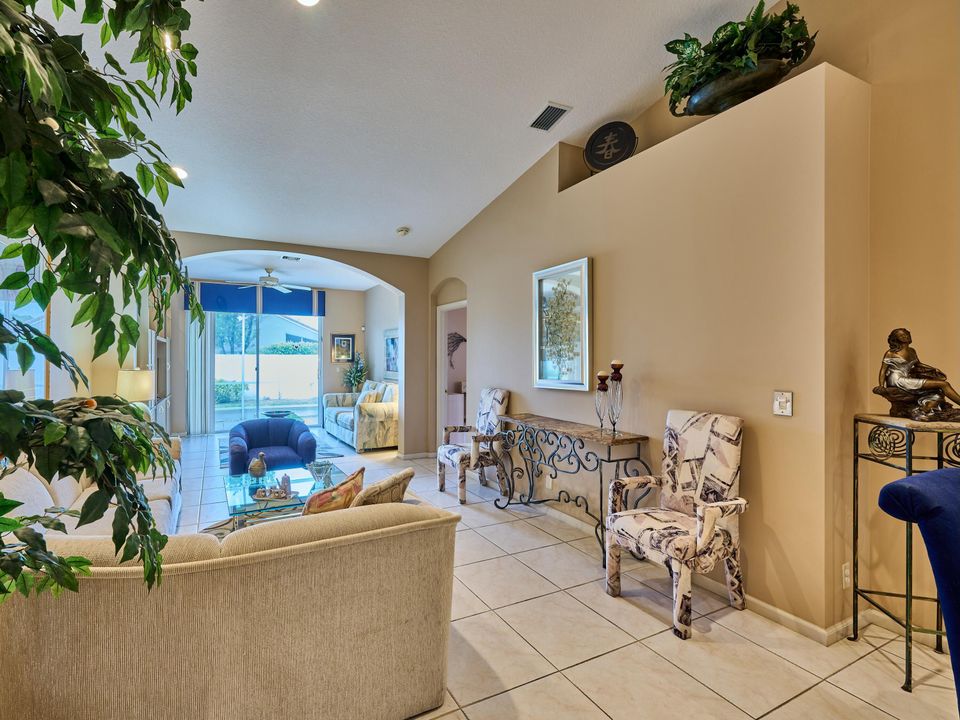 For Sale: $399,000 (3 beds, 2 baths, 1788 Square Feet)