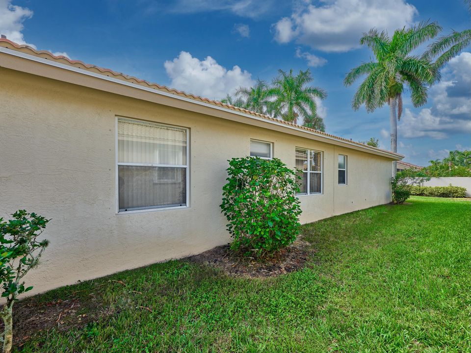 For Sale: $399,000 (3 beds, 2 baths, 1788 Square Feet)