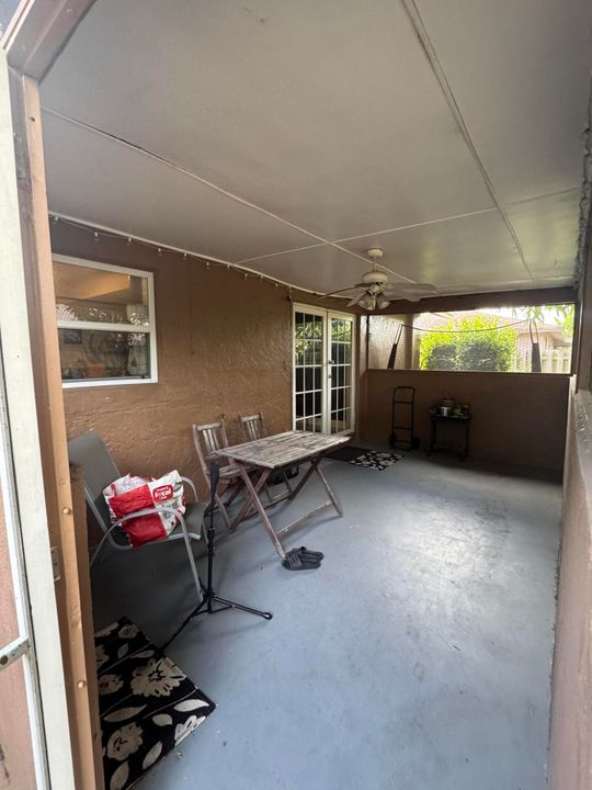 For Rent: $4,000 (3 beds, 2 baths, 1380 Square Feet)