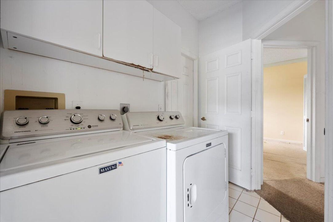 For Sale: $480,000 (3 beds, 2 baths, 1540 Square Feet)