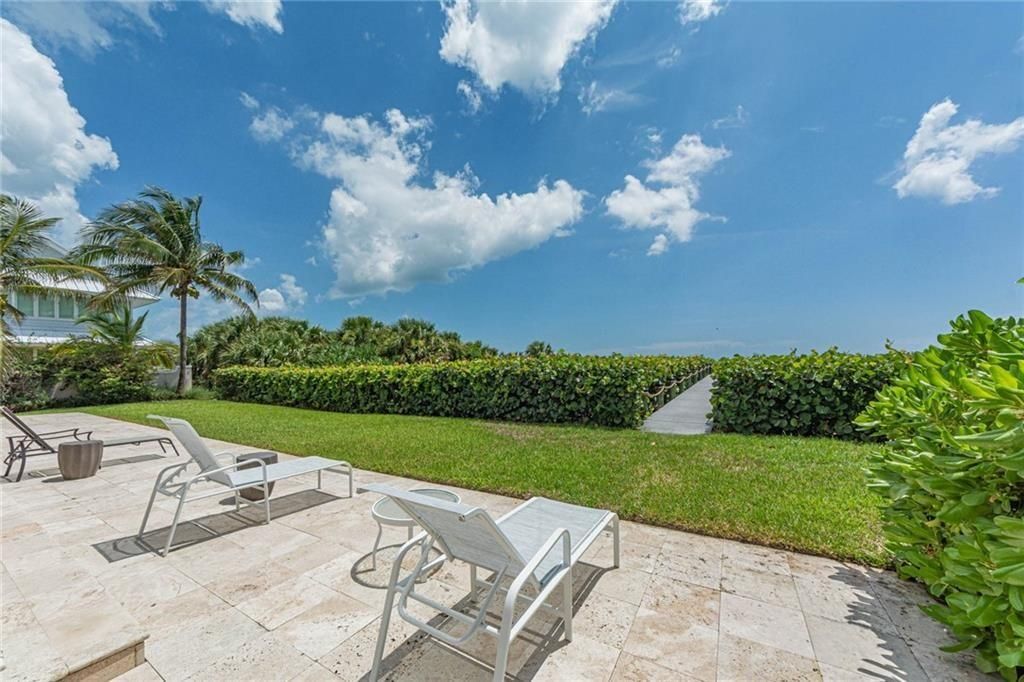 For Sale: $7,295,000 (4 beds, 4 baths, 3311 Square Feet)