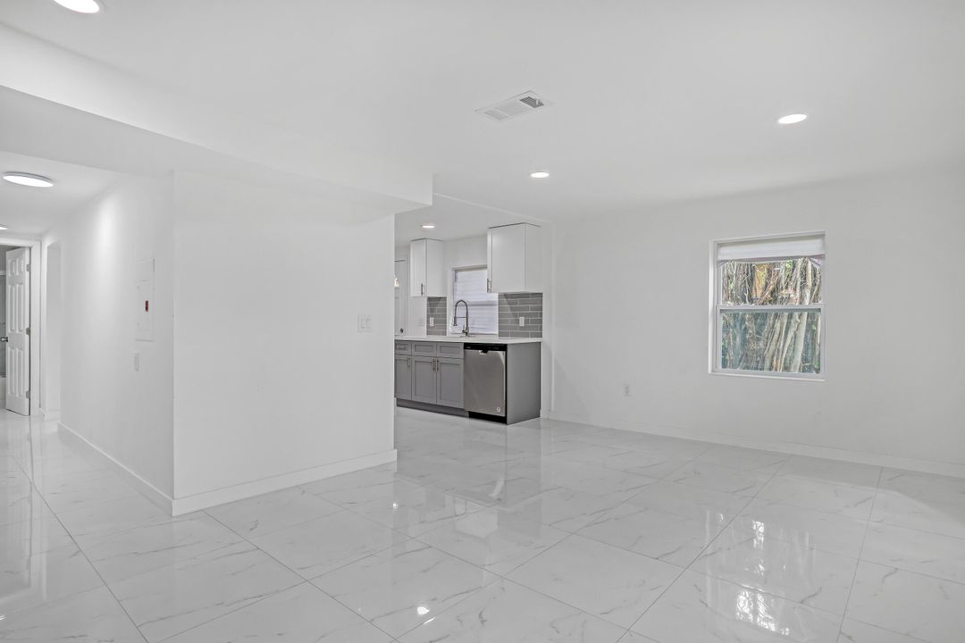 For Sale: $498,000 (3 beds, 2 baths, 1224 Square Feet)