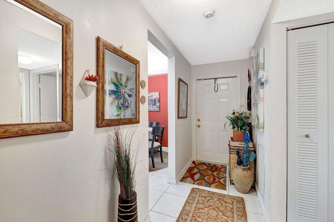 For Sale: $329,000 (2 beds, 2 baths, 1498 Square Feet)