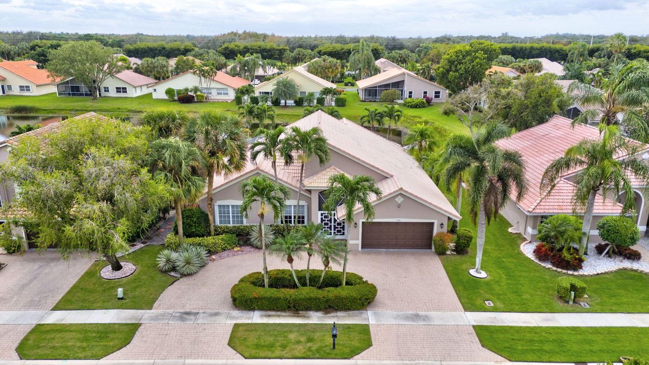 For Sale: $549,000 (3 beds, 2 baths, 2164 Square Feet)