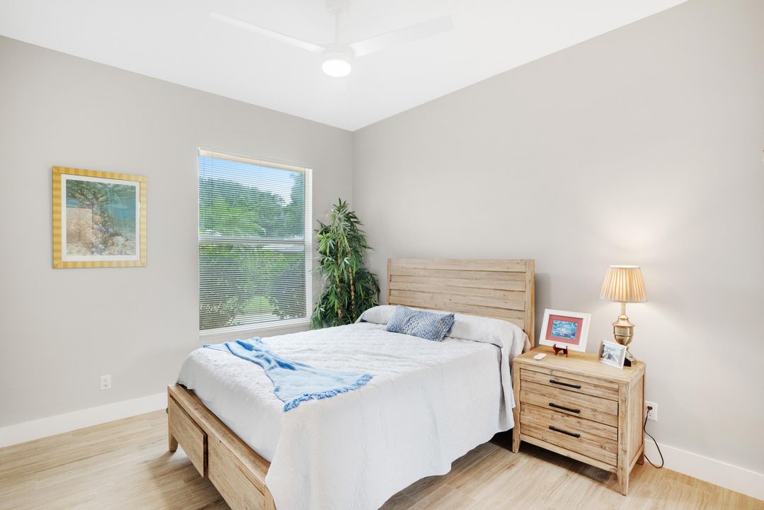 For Sale: $575,000 (3 beds, 2 baths, 1563 Square Feet)