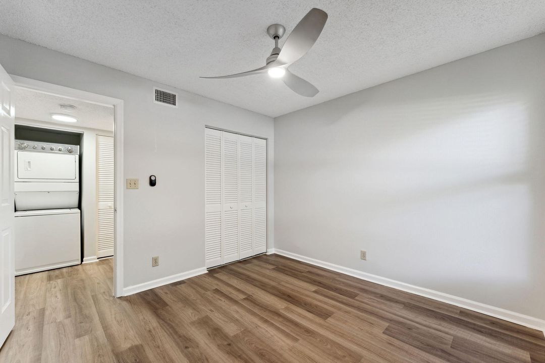 For Rent: $2,275 (2 beds, 2 baths, 920 Square Feet)