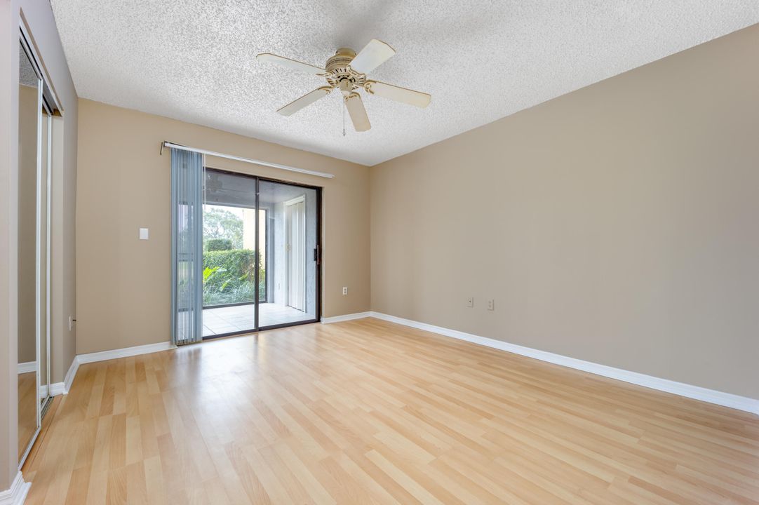 For Sale: $234,500 (2 beds, 2 baths, 1186 Square Feet)