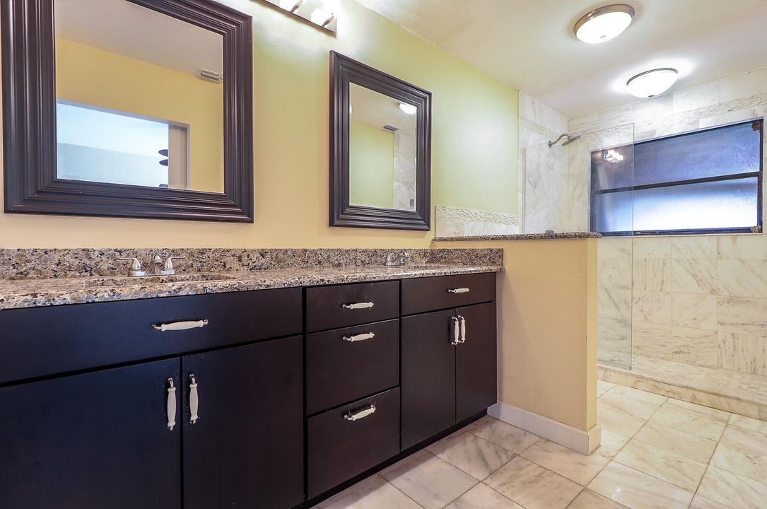 For Sale: $550,000 (3 beds, 2 baths, 1553 Square Feet)