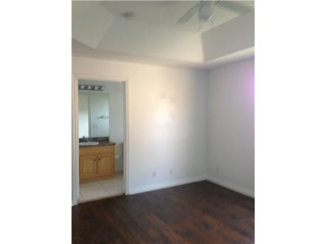 For Rent: $3,000 (3 beds, 2 baths, 1500 Square Feet)