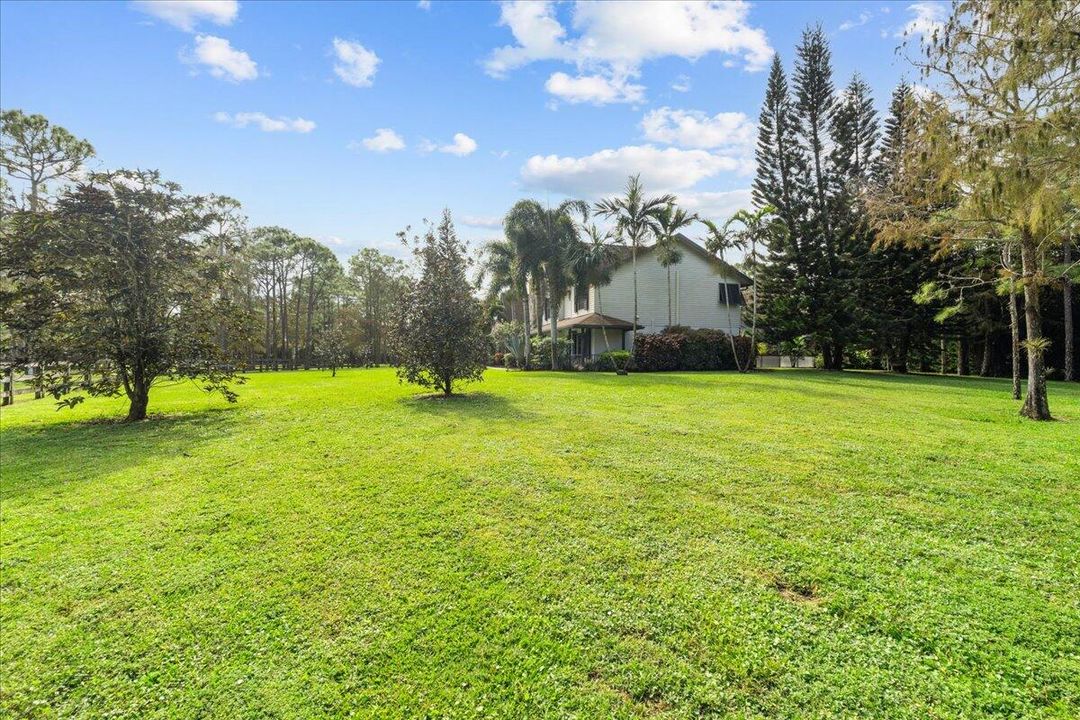 For Sale: $2,750,000 (5 beds, 3 baths, 3596 Square Feet)