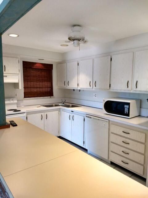 For Rent: $1,700 (1 beds, 1 baths, 675 Square Feet)