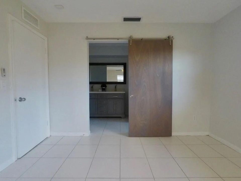 For Rent: $4,450 (3 beds, 2 baths, 1480 Square Feet)