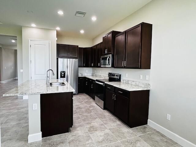 For Rent: $3,250 (3 beds, 3 baths, 2040 Square Feet)