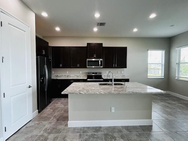 For Rent: $3,250 (3 beds, 3 baths, 2040 Square Feet)