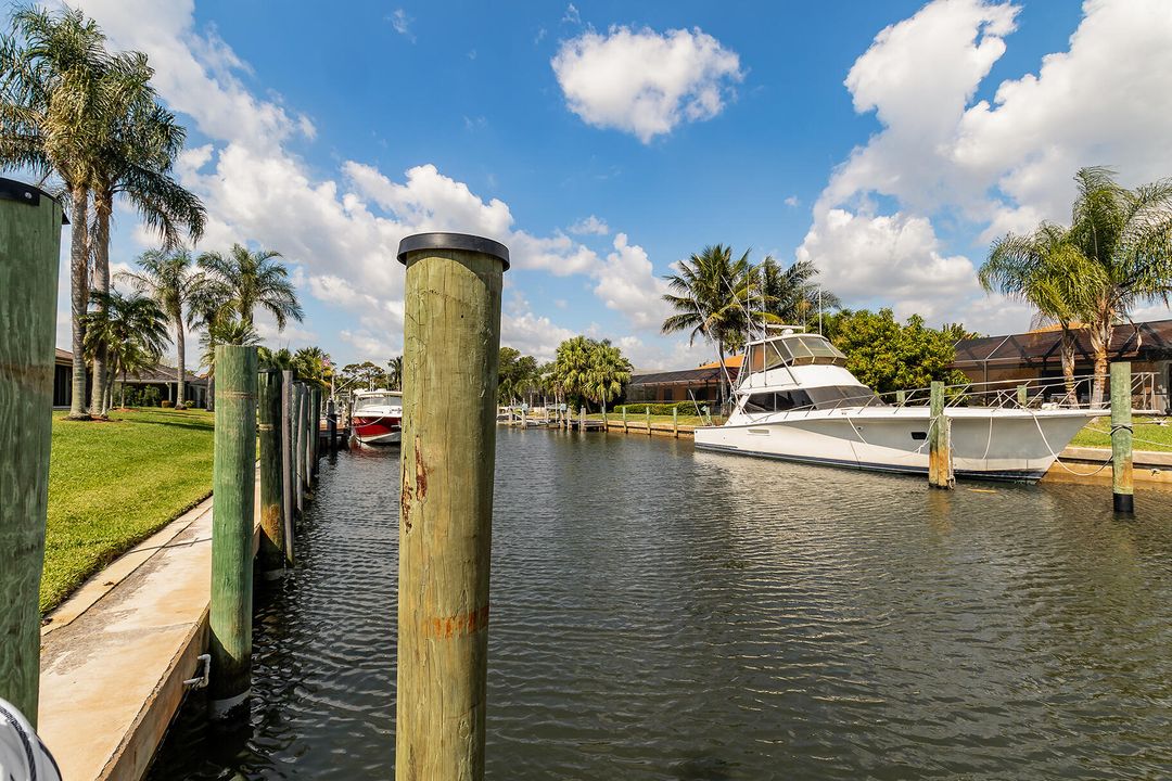 For Sale: $1,250,000 (3 beds, 2 baths, 1576 Square Feet)