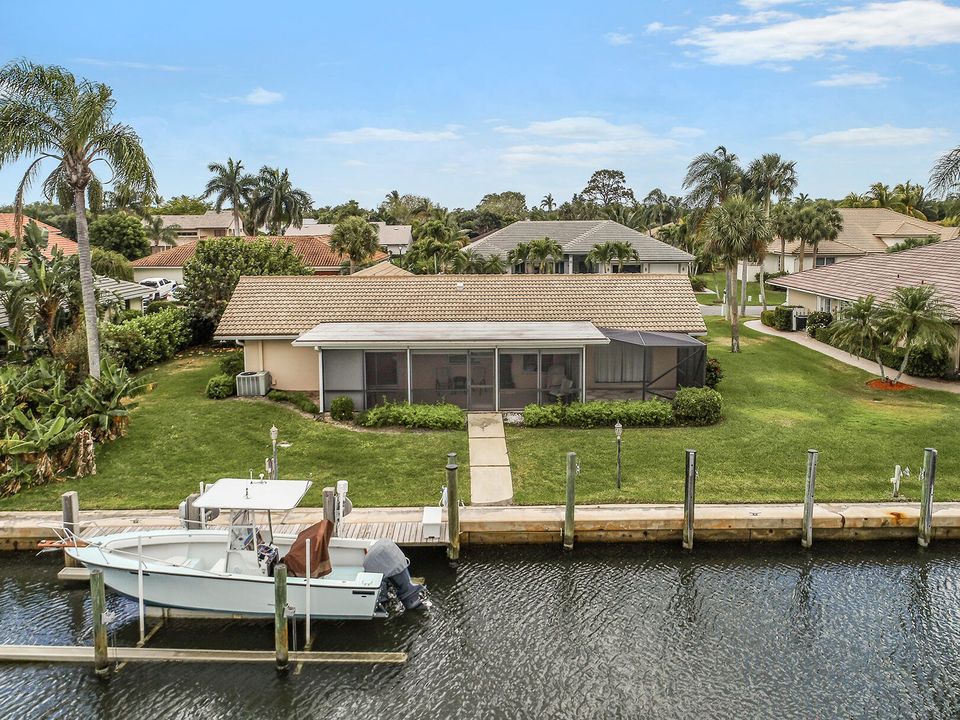 For Sale: $1,250,000 (3 beds, 2 baths, 1576 Square Feet)