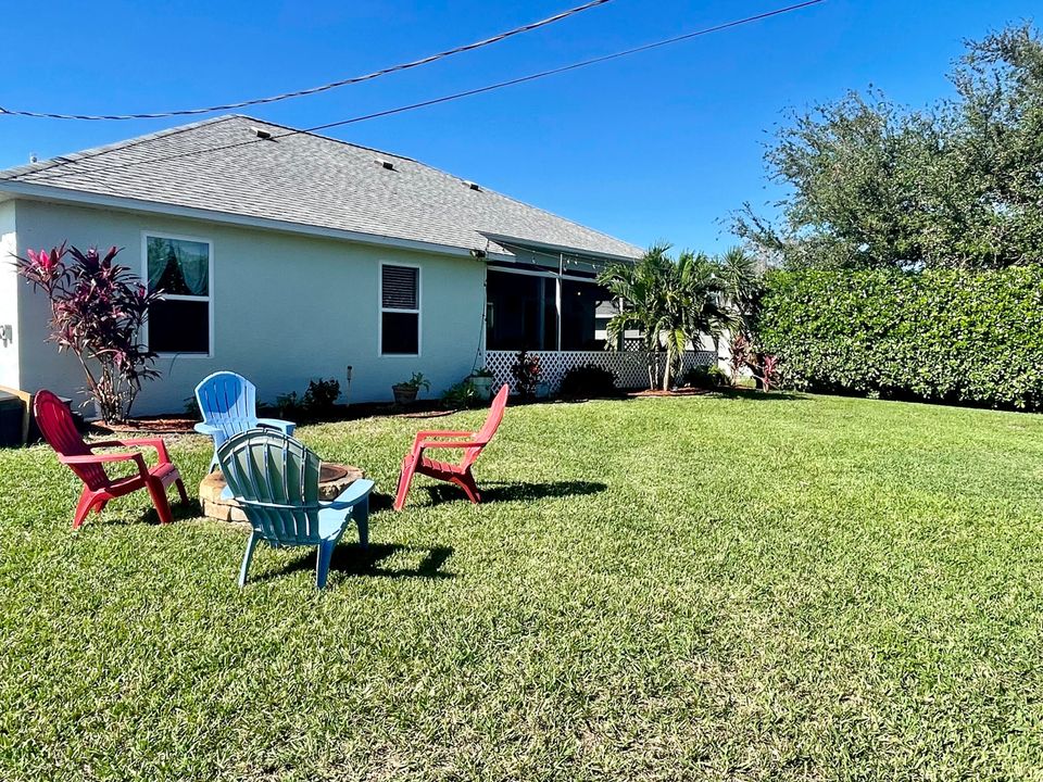 For Sale: $449,000 (3 beds, 2 baths, 1619 Square Feet)