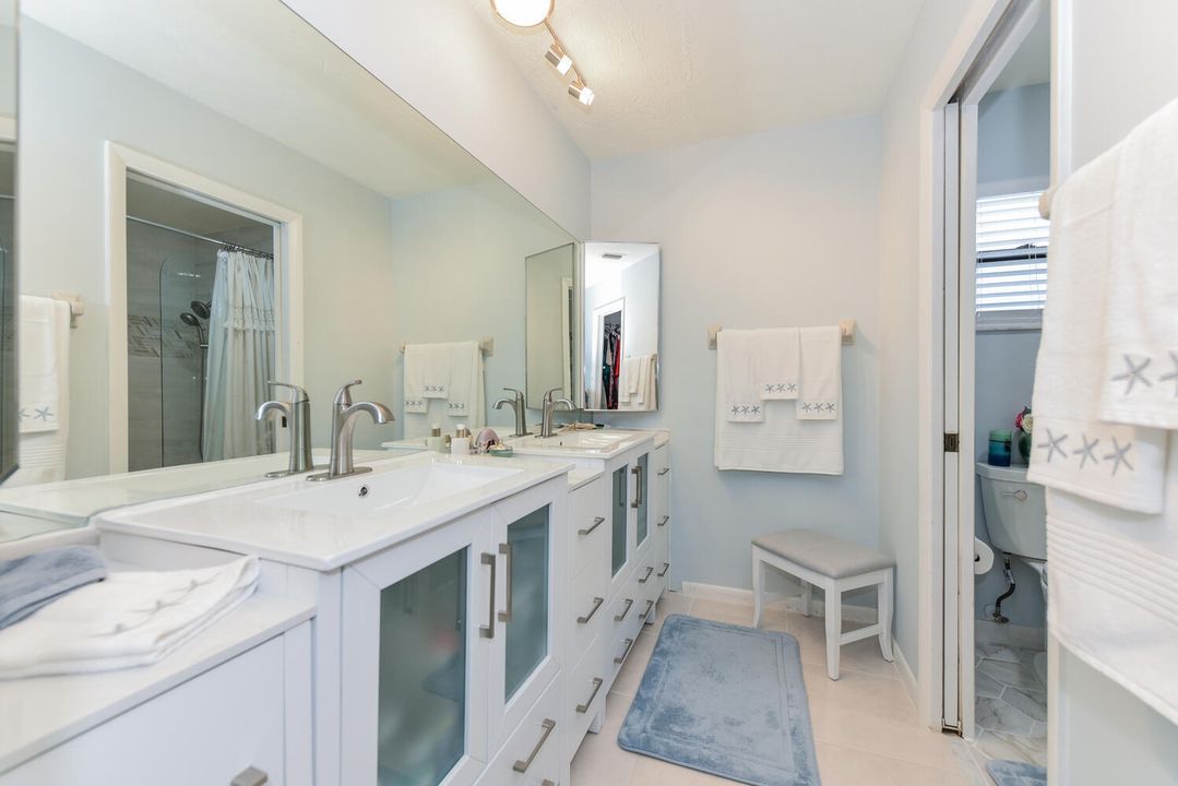 For Sale: $497,000 (2 beds, 2 baths, 1712 Square Feet)