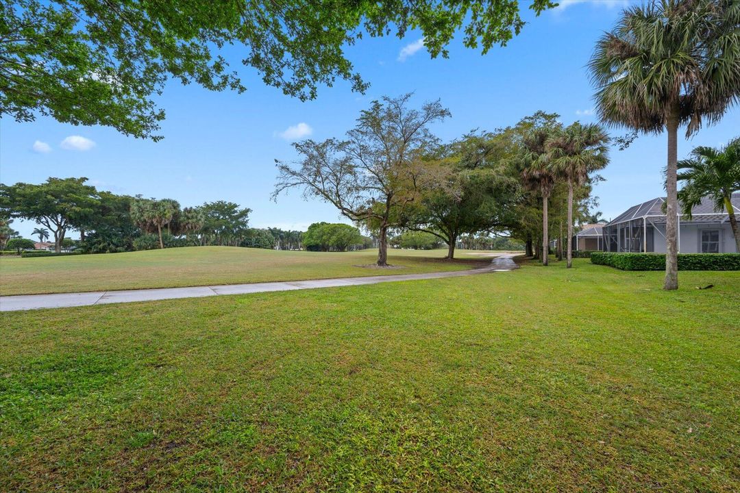 For Sale: $698,500 (4 beds, 2 baths, 2329 Square Feet)