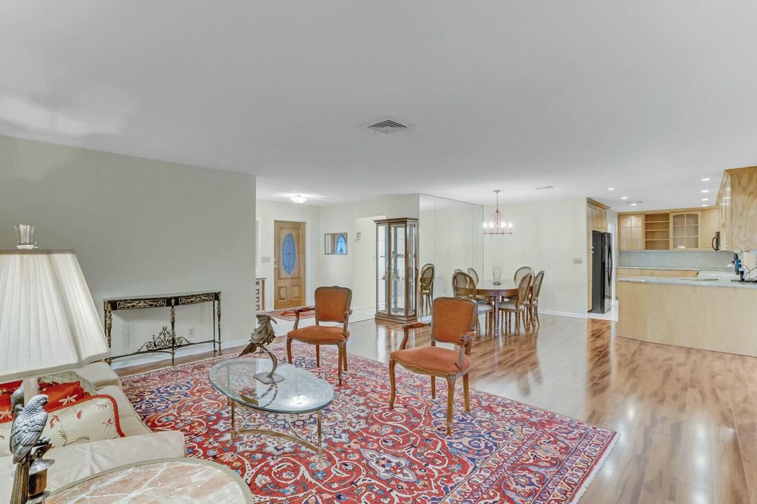 Active With Contract: $524,000 (3 beds, 2 baths, 2129 Square Feet)