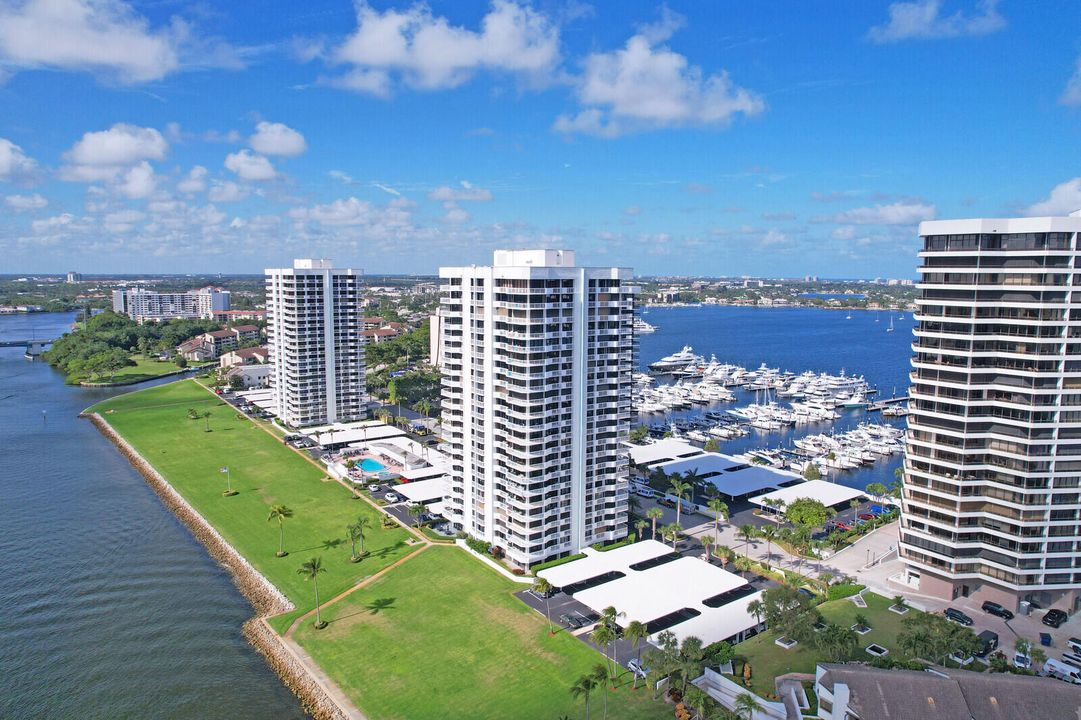 For Sale: $750,000 (3 beds, 2 baths, 2519 Square Feet)