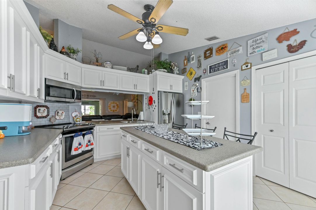 For Sale: $549,900 (3 beds, 2 baths, 1248 Square Feet)