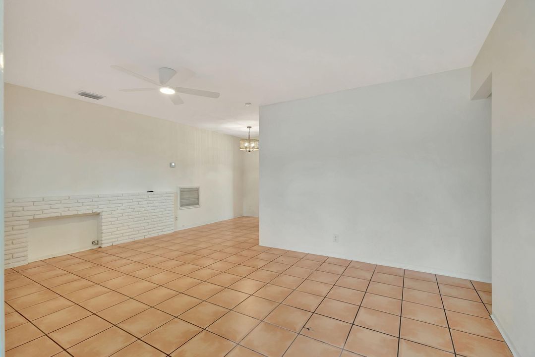 For Sale: $640,000 (3 beds, 2 baths, 1135 Square Feet)