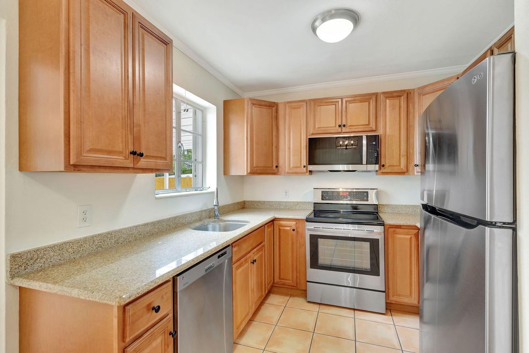 For Sale: $640,000 (3 beds, 2 baths, 1135 Square Feet)