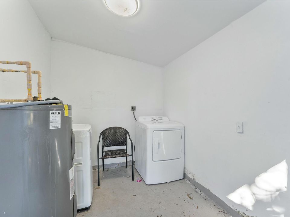 For Sale: $429,900 (3 beds, 2 baths, 1248 Square Feet)