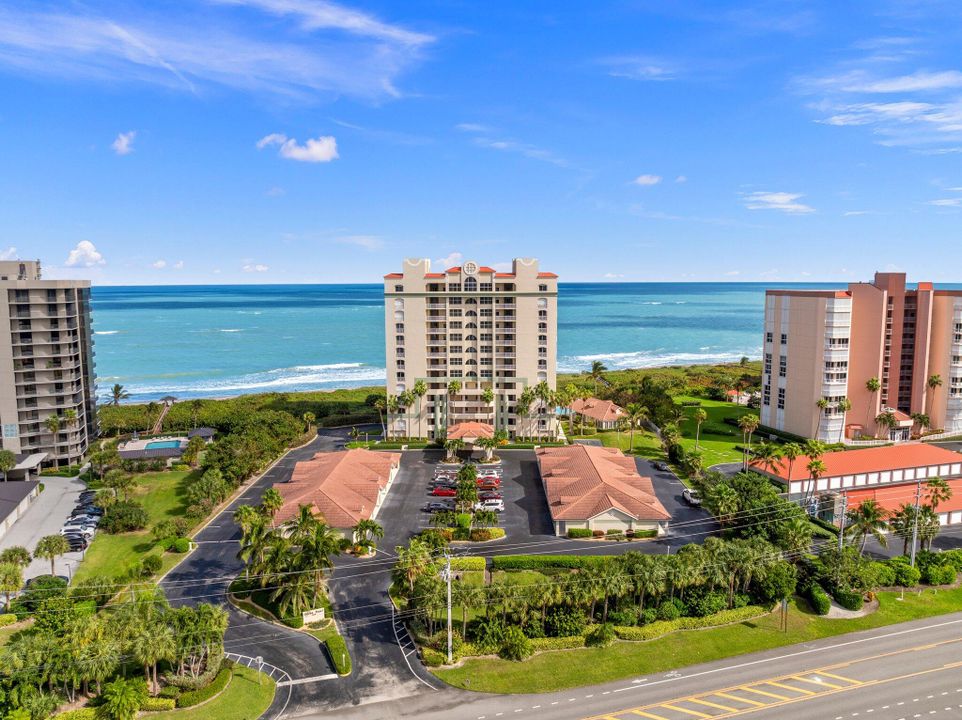 For Sale: $775,000 (3 beds, 2 baths, 2349 Square Feet)