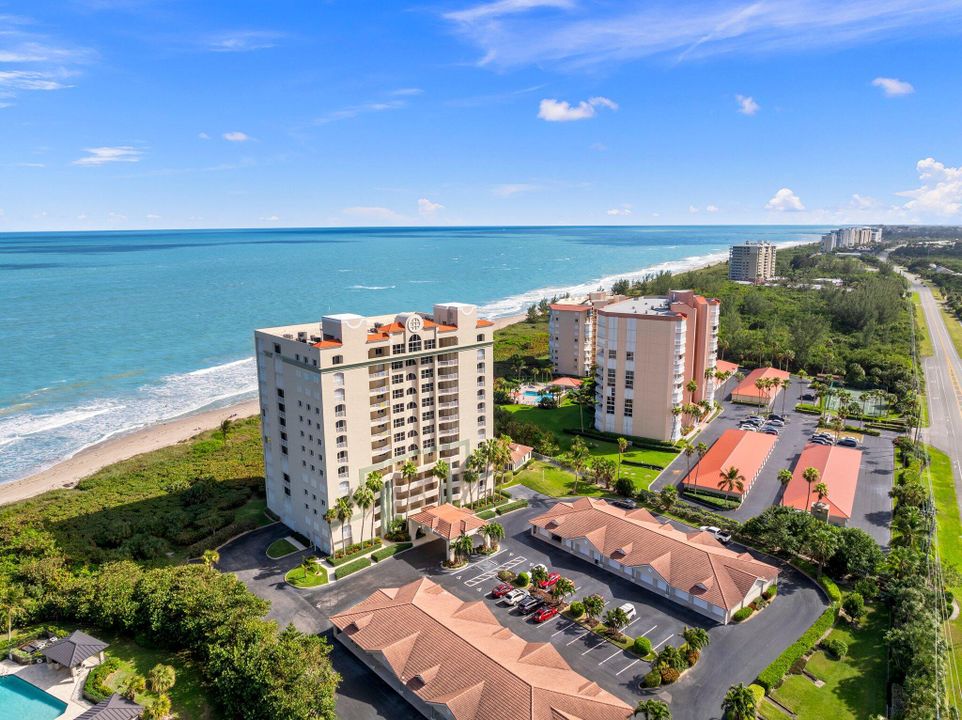 For Sale: $775,000 (3 beds, 2 baths, 2349 Square Feet)