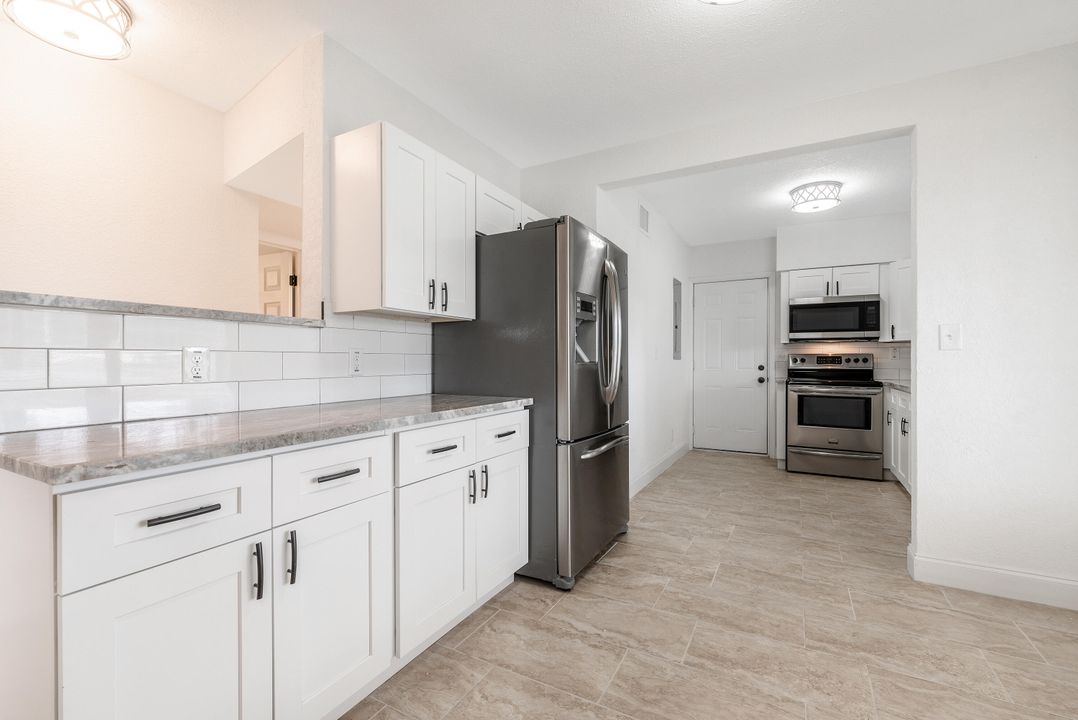 For Sale: $499,900 (3 beds, 2 baths, 1350 Square Feet)