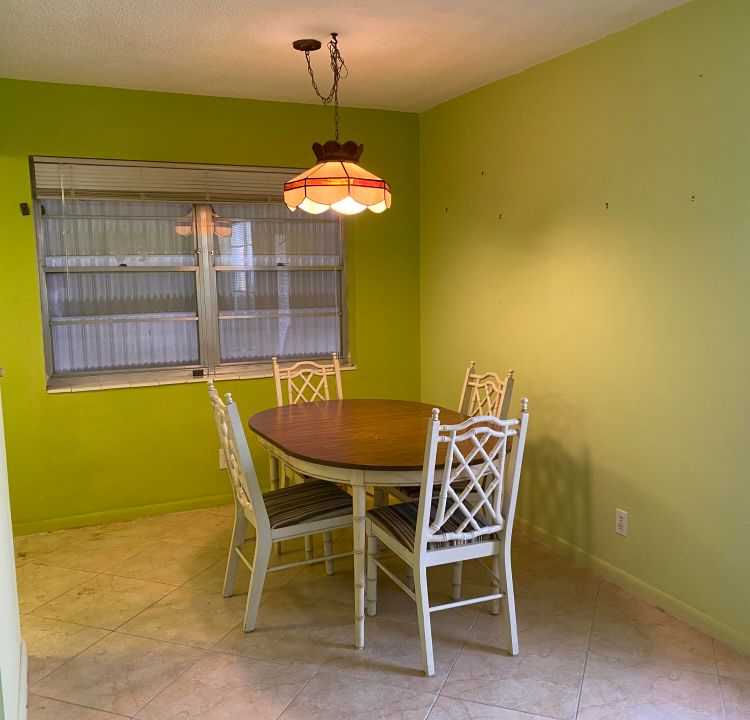 For Sale: $130,000 (2 beds, 1 baths, 798 Square Feet)