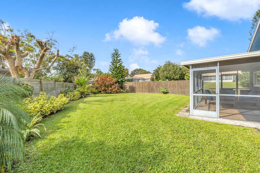 For Sale: $650,000 (3 beds, 2 baths, 1368 Square Feet)