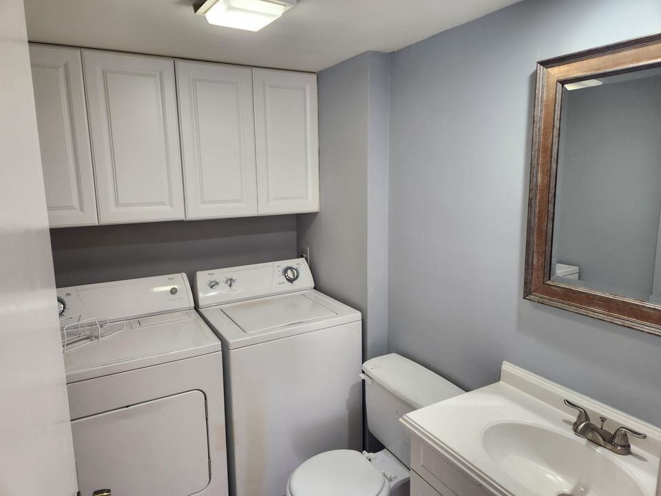 For Sale: $284,000 (2 beds, 2 baths, 1236 Square Feet)