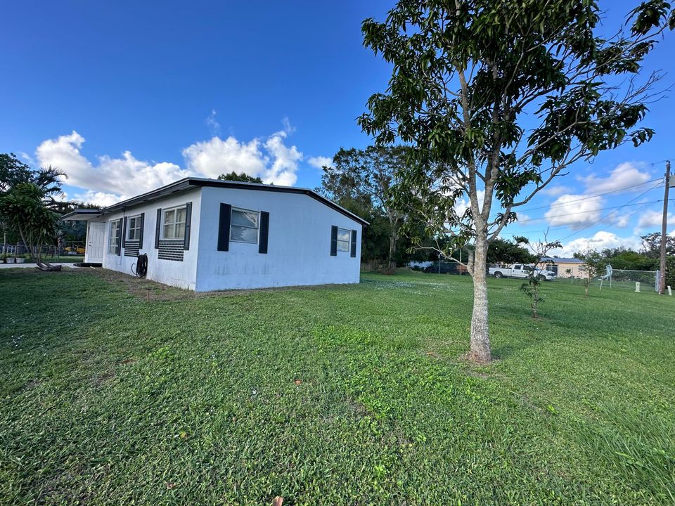 For Sale: $345,000 (3 beds, 2 baths, 1540 Square Feet)