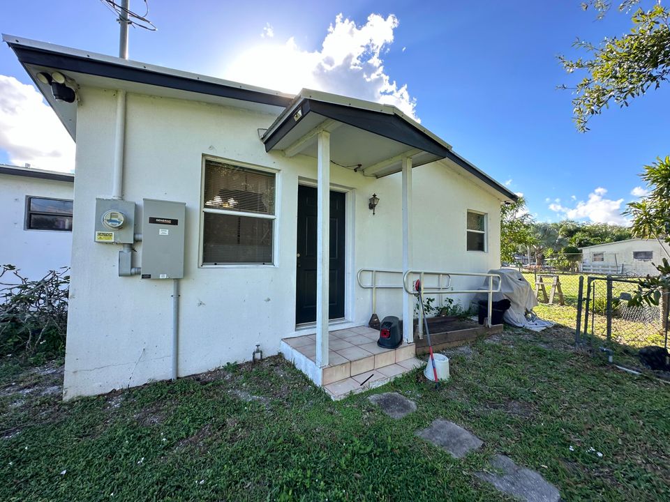 For Sale: $345,000 (3 beds, 2 baths, 1540 Square Feet)