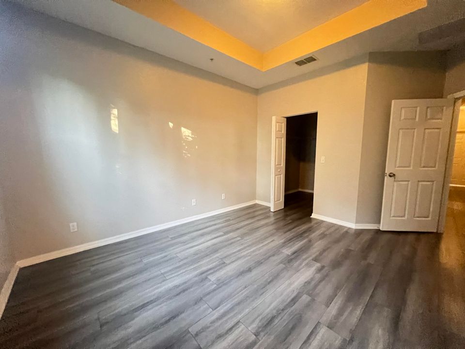 For Rent: $2,200 (3 beds, 2 baths, 1338 Square Feet)