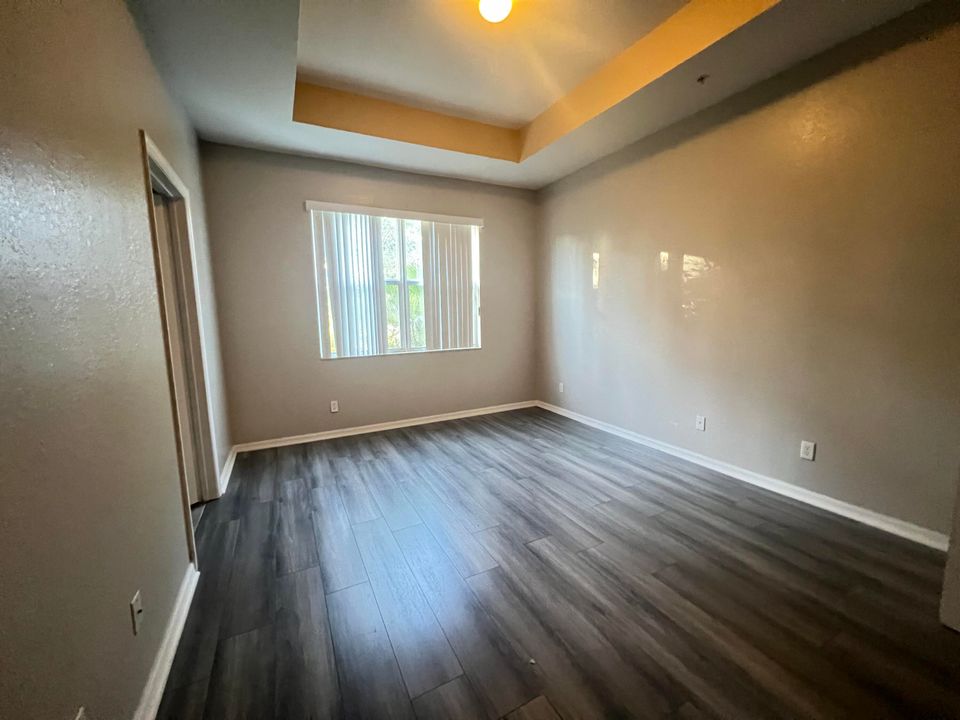 For Rent: $2,200 (3 beds, 2 baths, 1338 Square Feet)