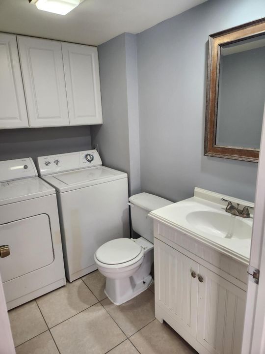 For Sale: $284,000 (2 beds, 2 baths, 1236 Square Feet)