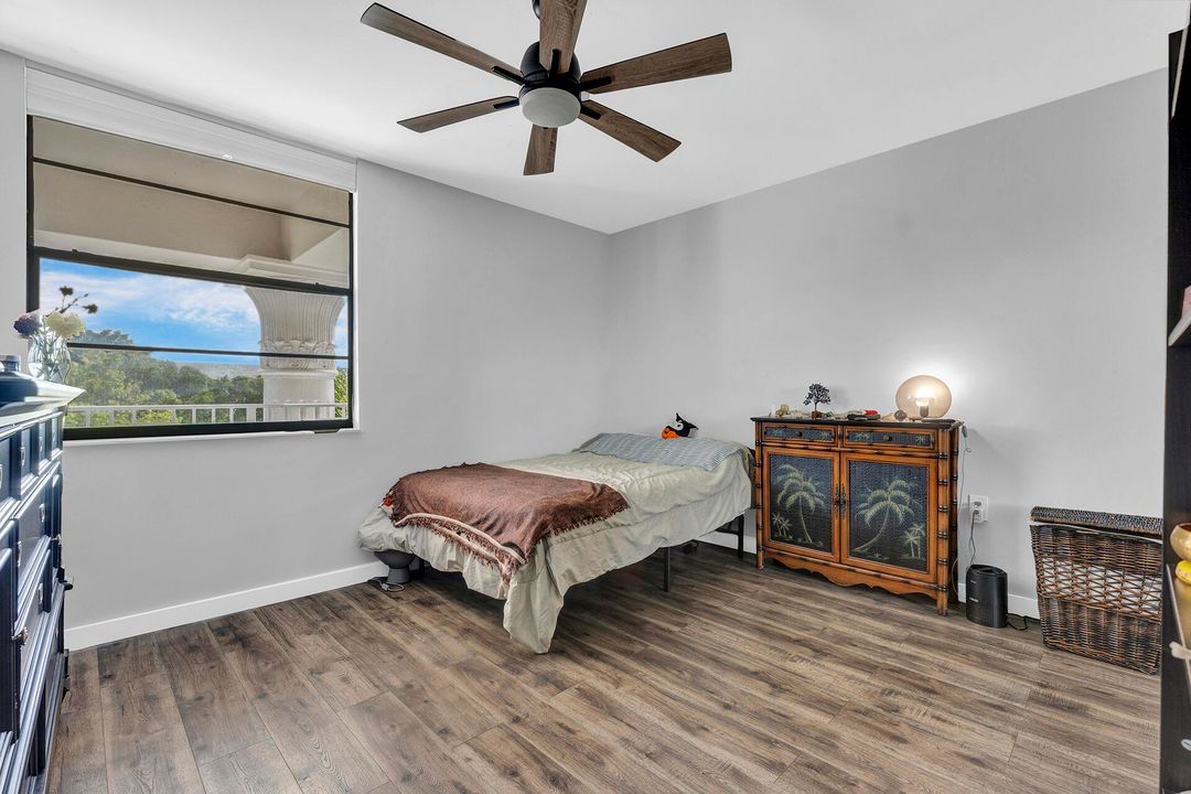 For Sale: $279,995 (2 beds, 2 baths, 1437 Square Feet)