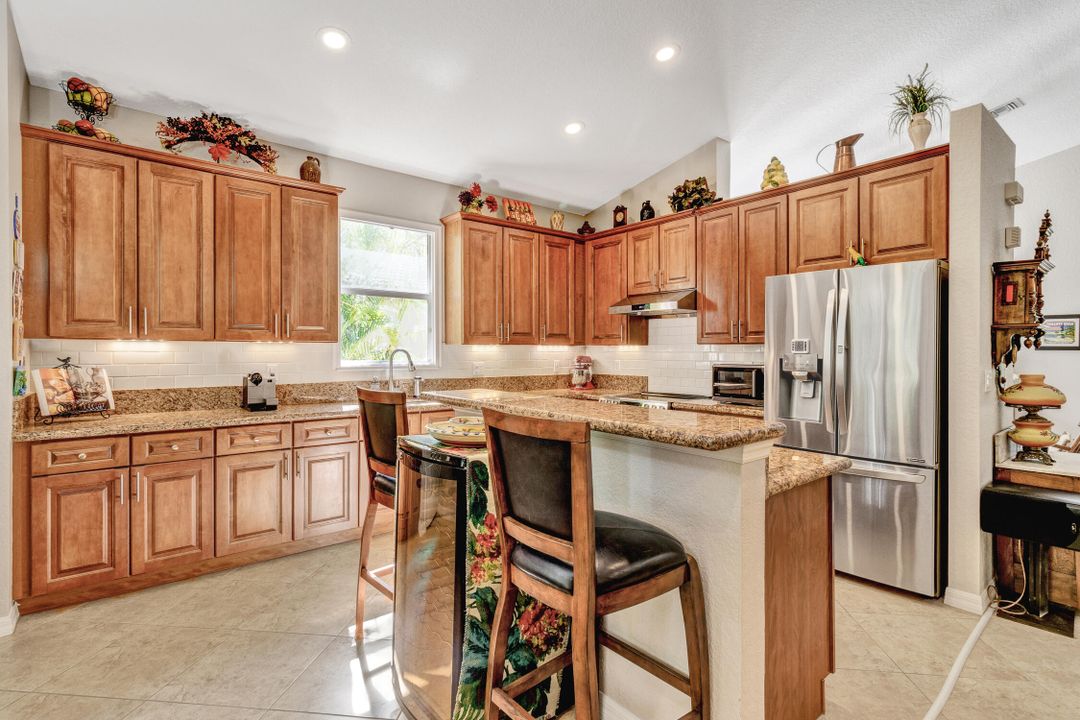 For Sale: $469,000 (3 beds, 2 baths, 2150 Square Feet)