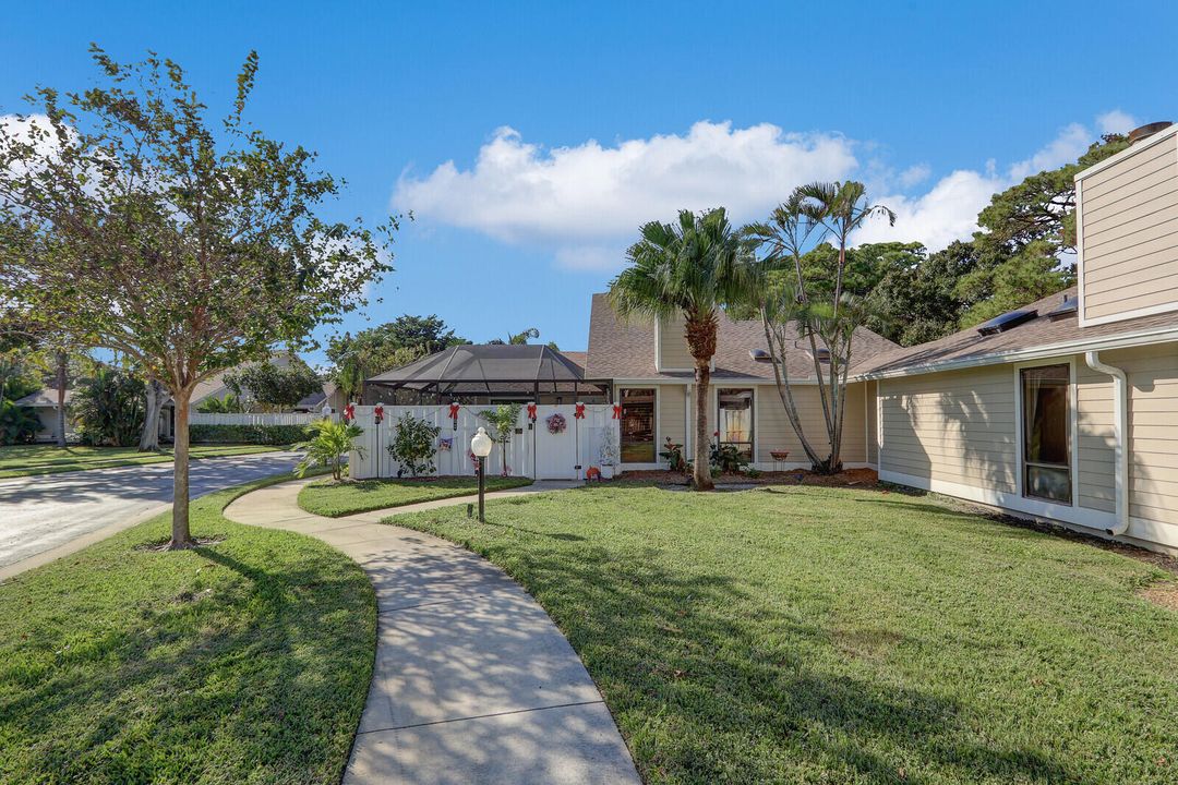 For Sale: $419,000 (3 beds, 2 baths, 1388 Square Feet)