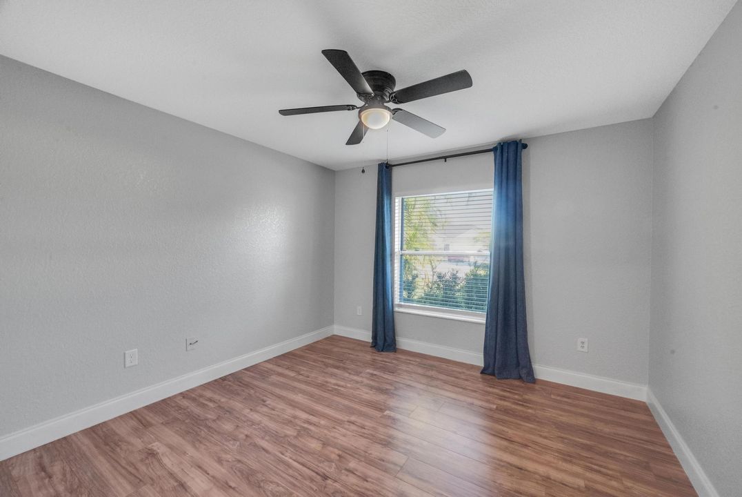 For Sale: $375,000 (3 beds, 2 baths, 1547 Square Feet)