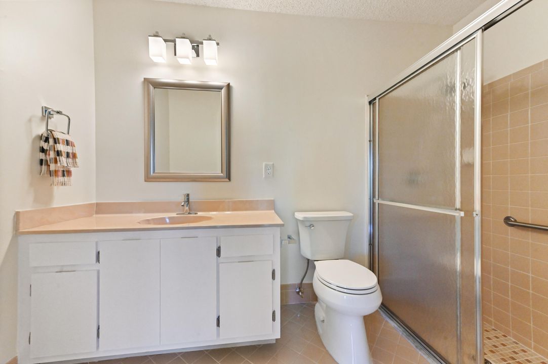 For Sale: $369,000 (2 beds, 2 baths, 1527 Square Feet)