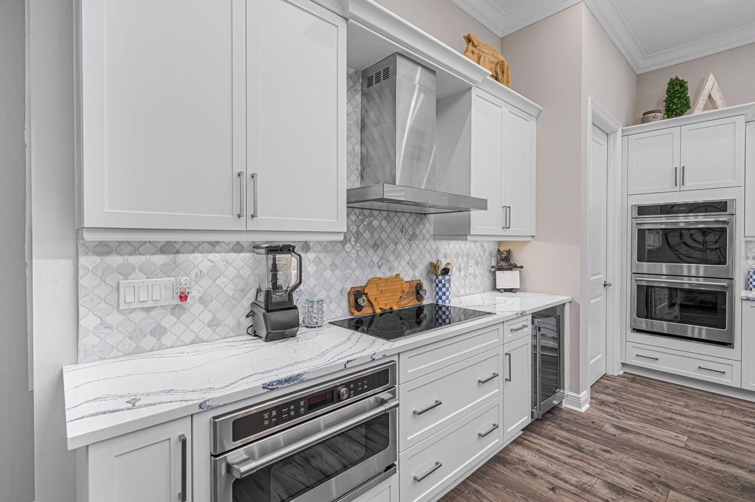 Active With Contract: $759,990 (3 beds, 3 baths, 2129 Square Feet)