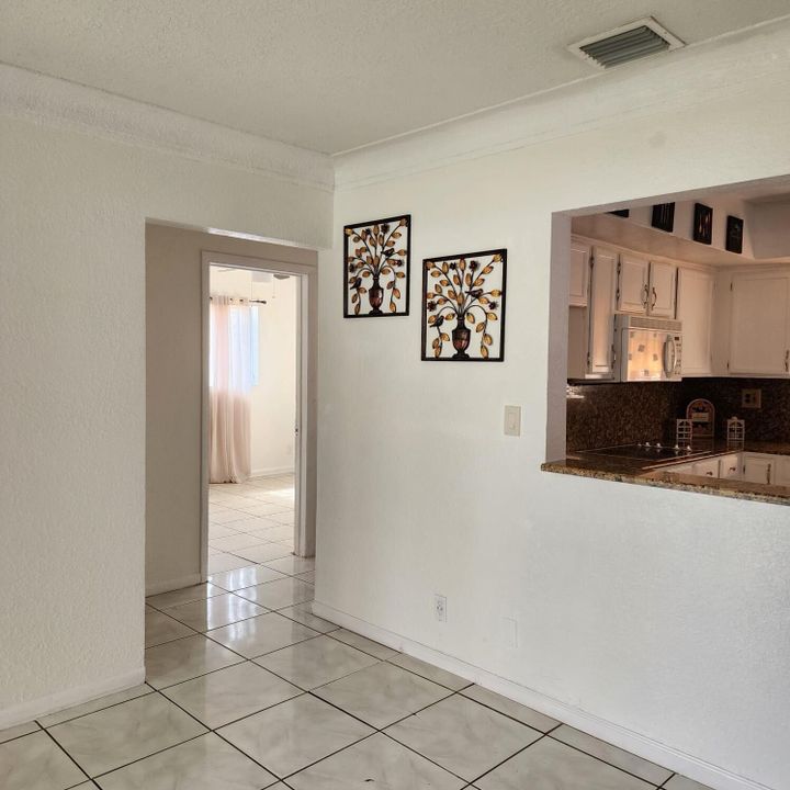 For Sale: $360,000 (3 beds, 1 baths, 1130 Square Feet)